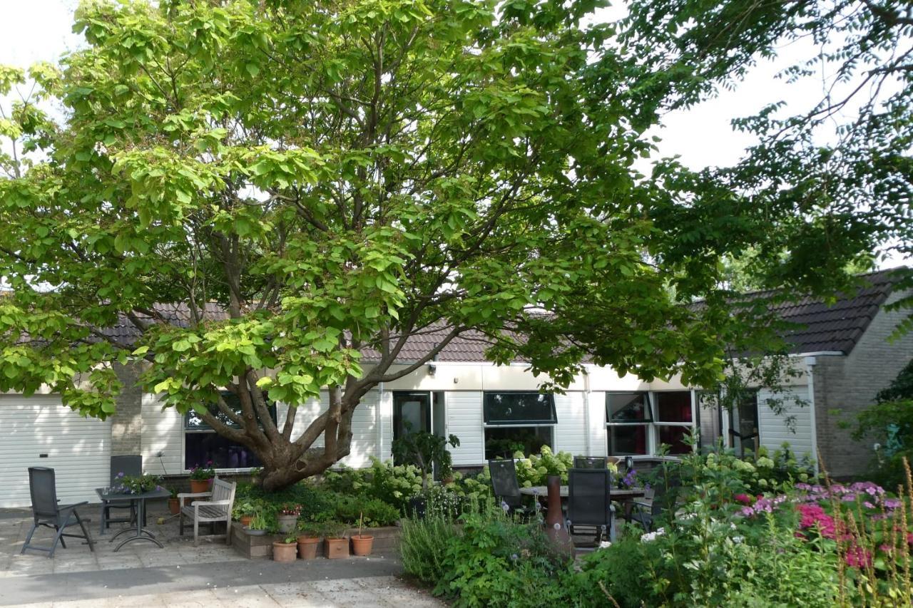 Huis Bij De Catalpa Dordrecht Exterior foto